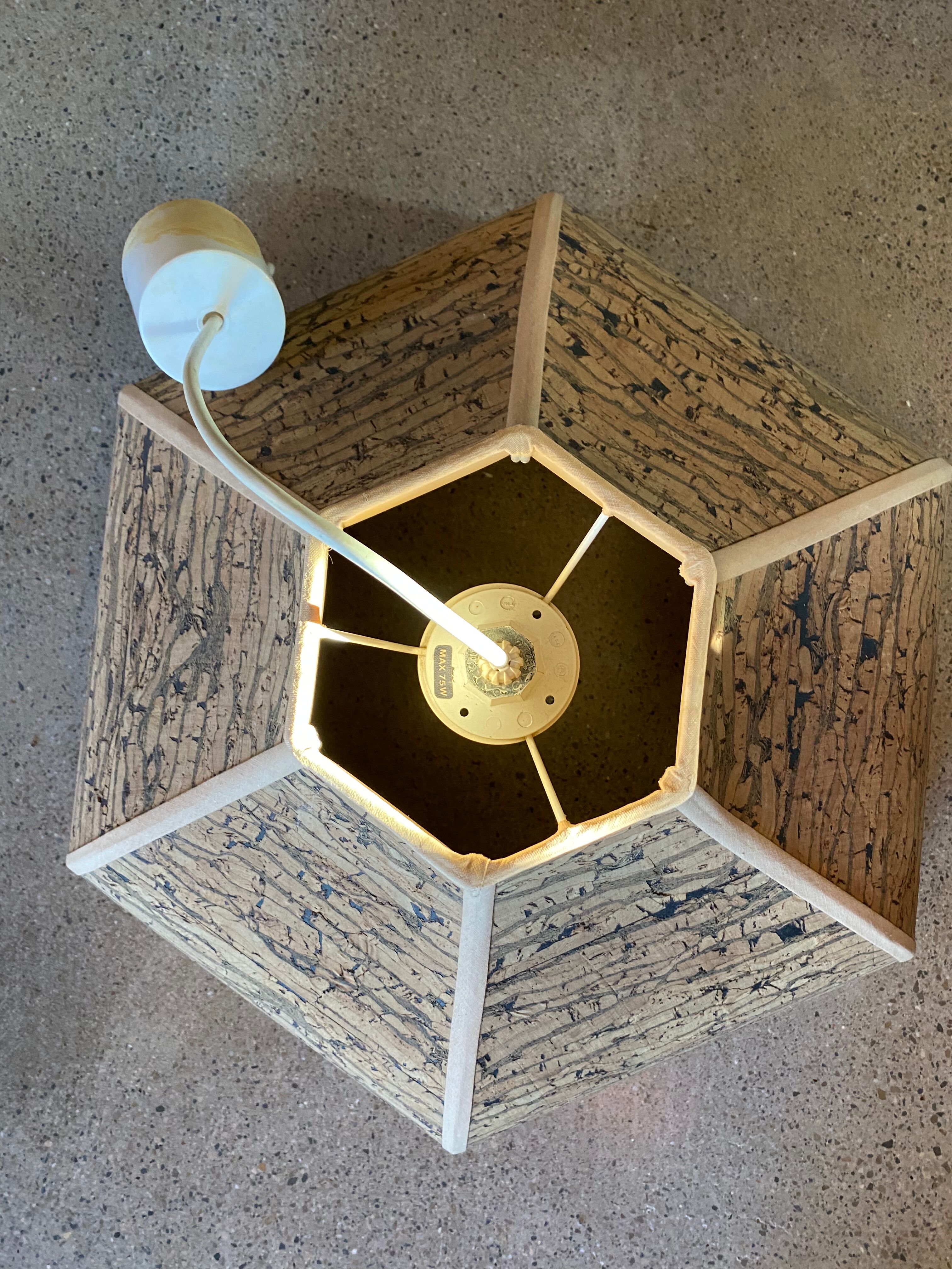 Hanging lamp in cork 80