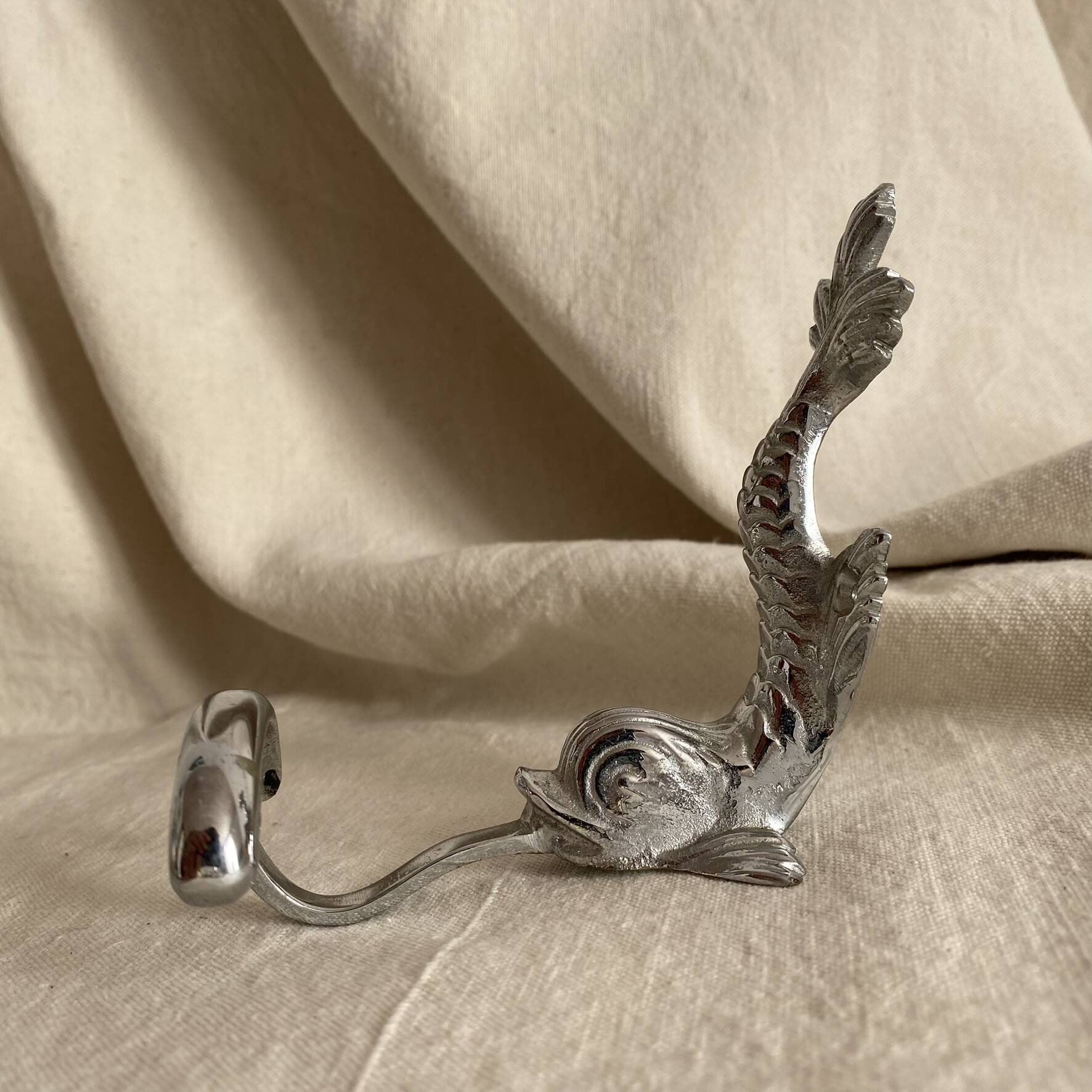 Silver fish wall hook