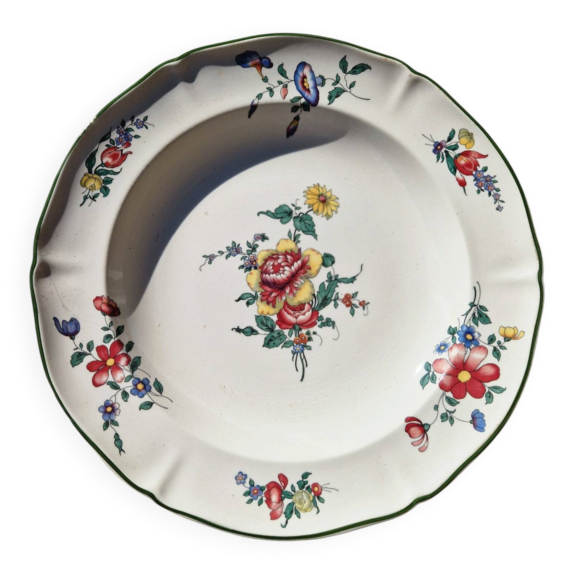Round plate Villeroy Boch model 1562