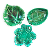 Collection of 3 leaf-shaped trays.