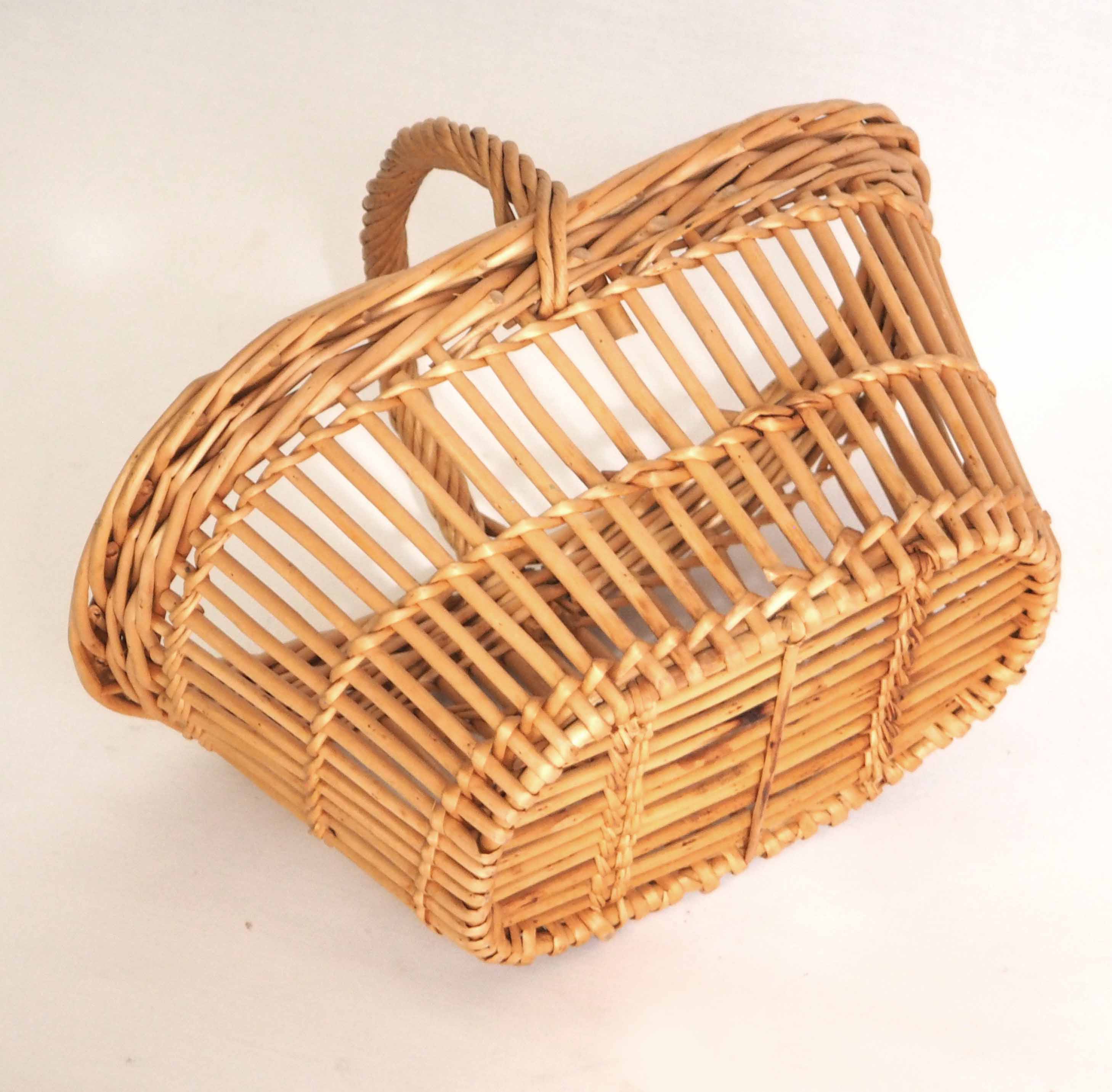 Small light rattan basket