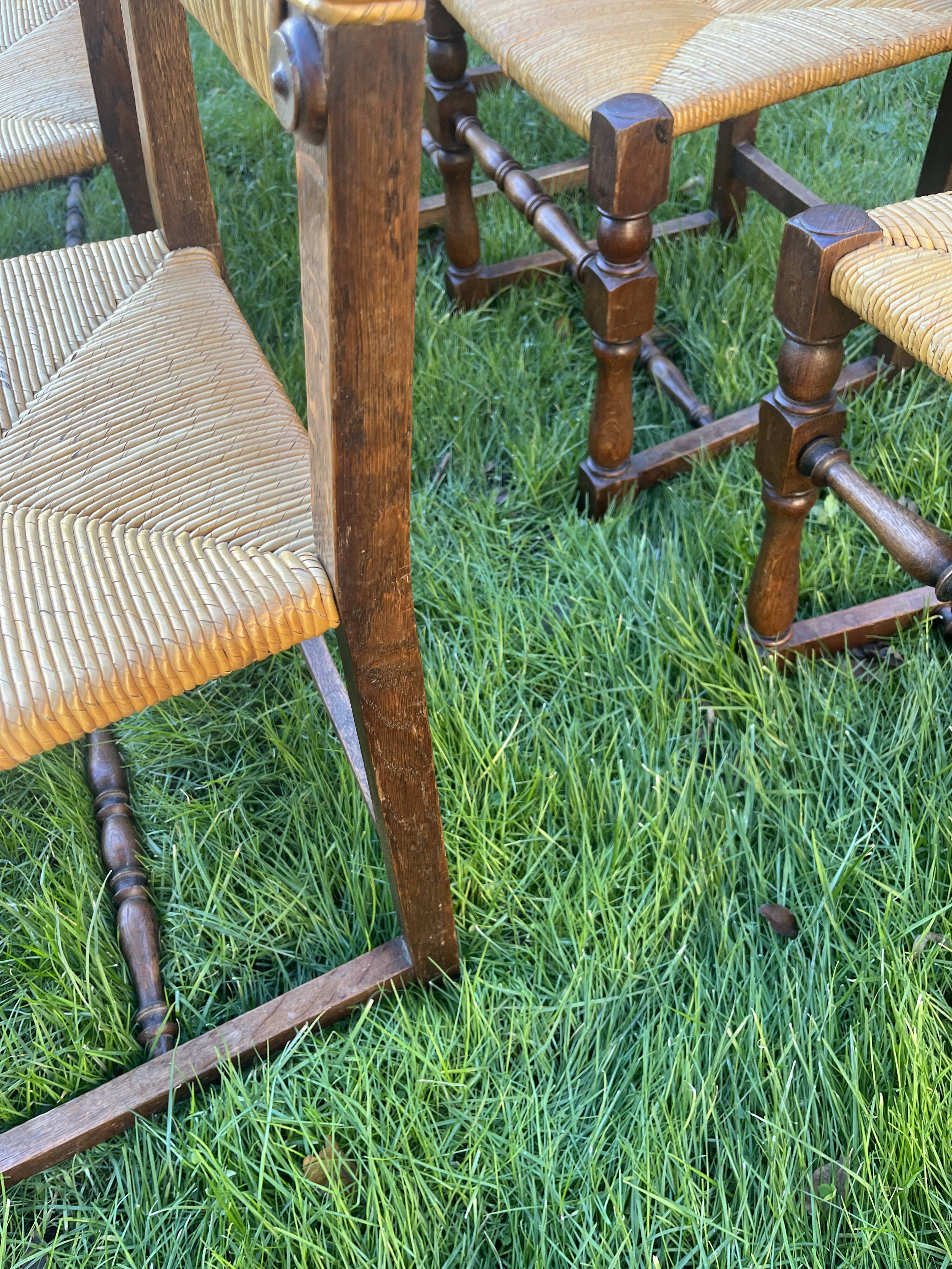 Set of 6 wooden and straw chairs