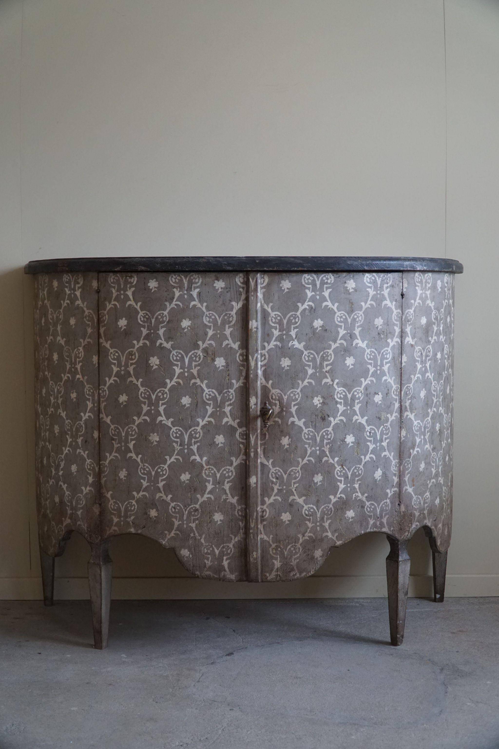 19th-century painted pine wardrobe, Italian cabinetmaker, made in Tuscany.