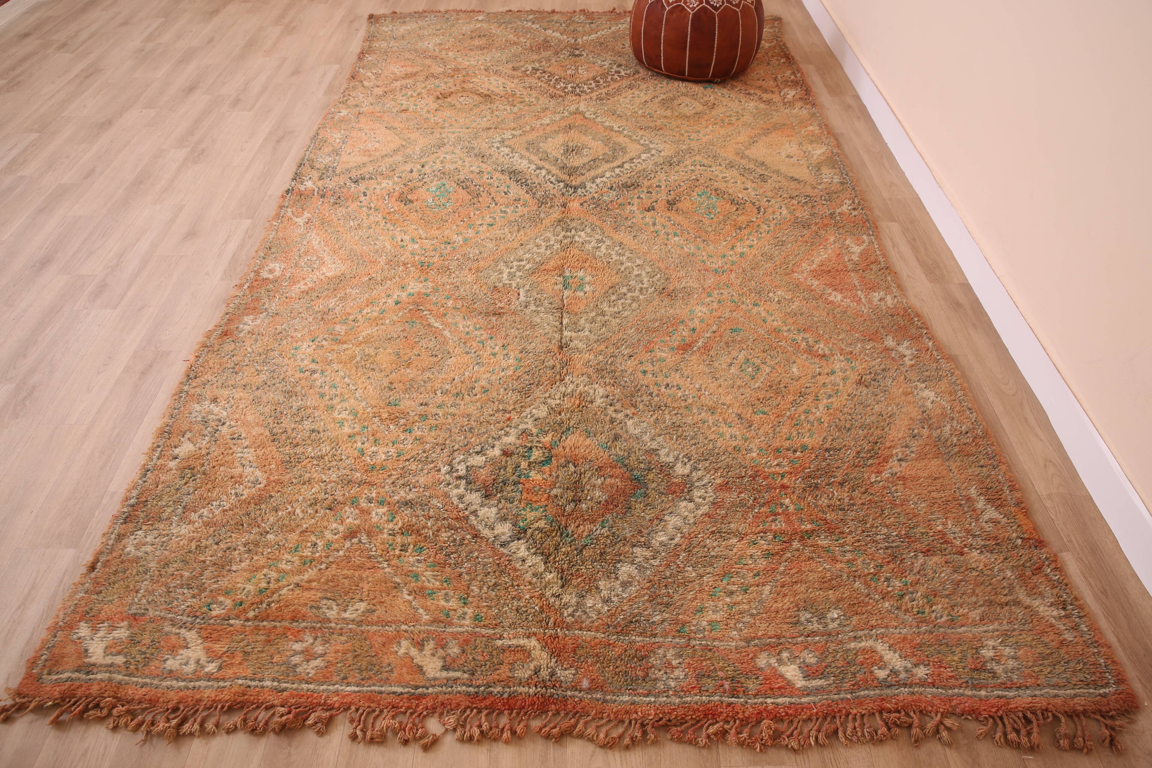Peach Vintage Moroccan Rug 186 x 329 cm, Berber Wool Rug, Handmade Boho Rug