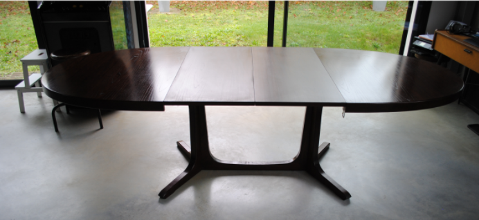 Table ovale Baumann