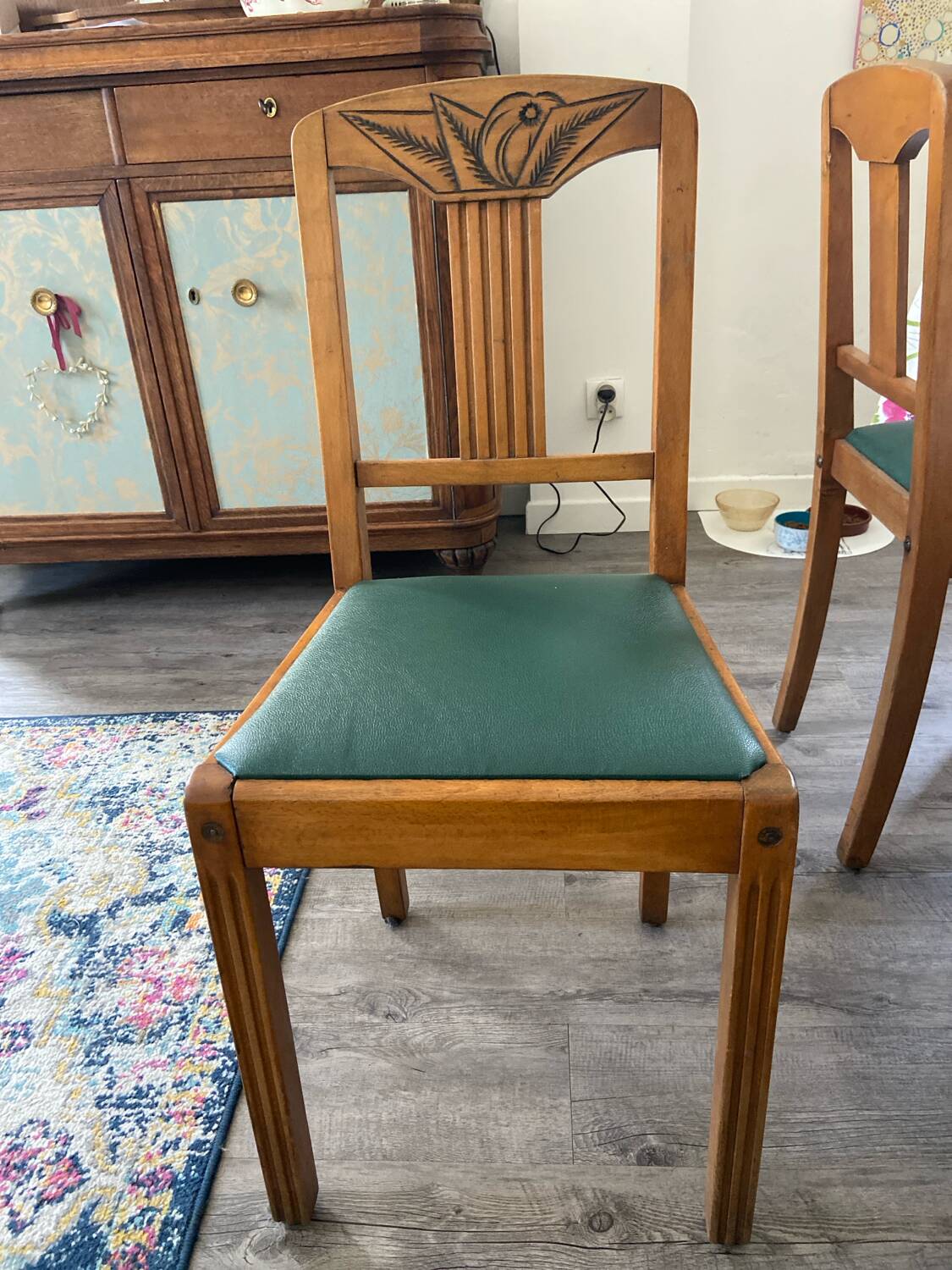 Set of 6 chairs