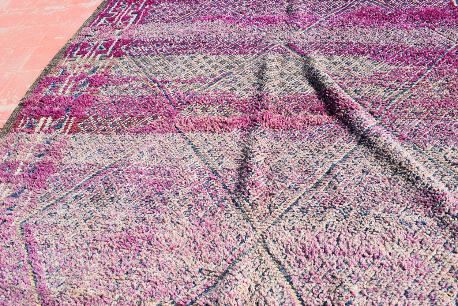 Carpet Berber vintage 305x186cm