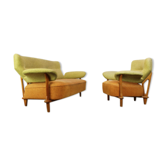 F109 lounge furniture with armchair and matching sofa by Theo Ruth for Artifort 1950