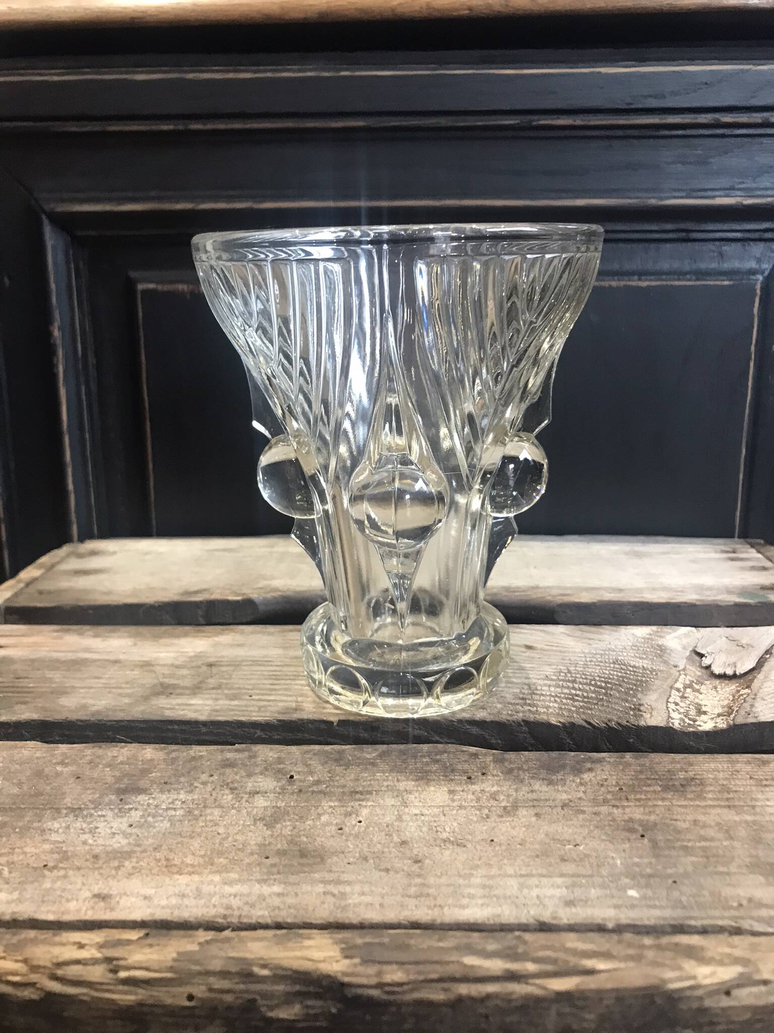 Petit vase art déco en verre