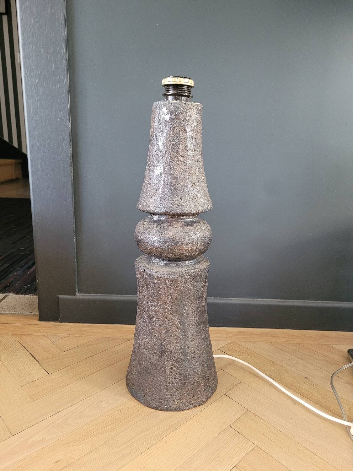 Vintage concrete lamp base