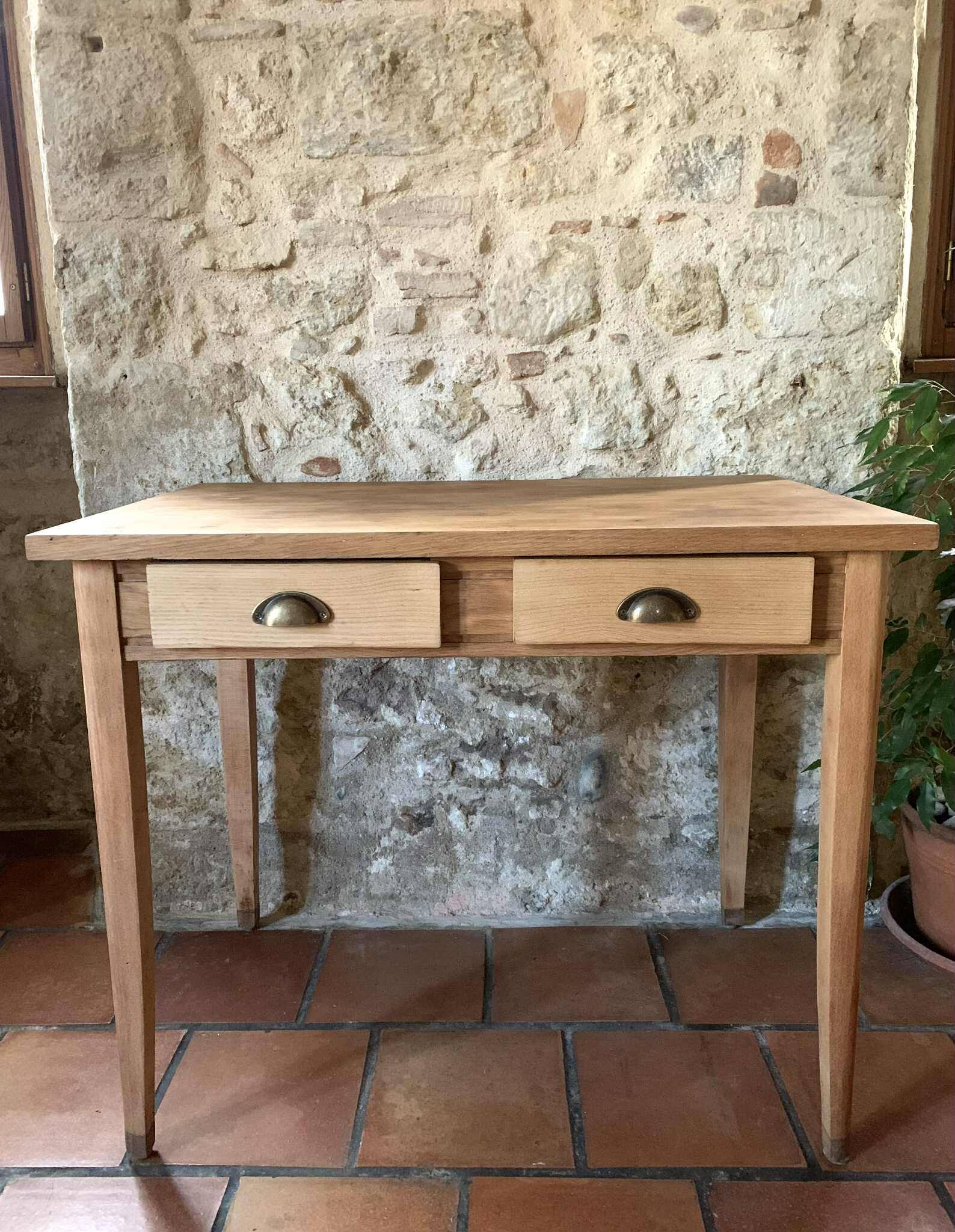 Small farmhouse table