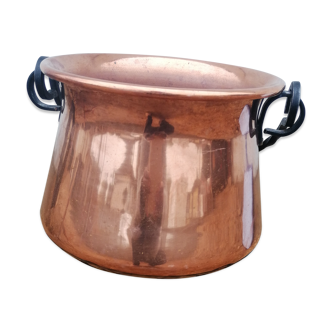 Copper pot cache