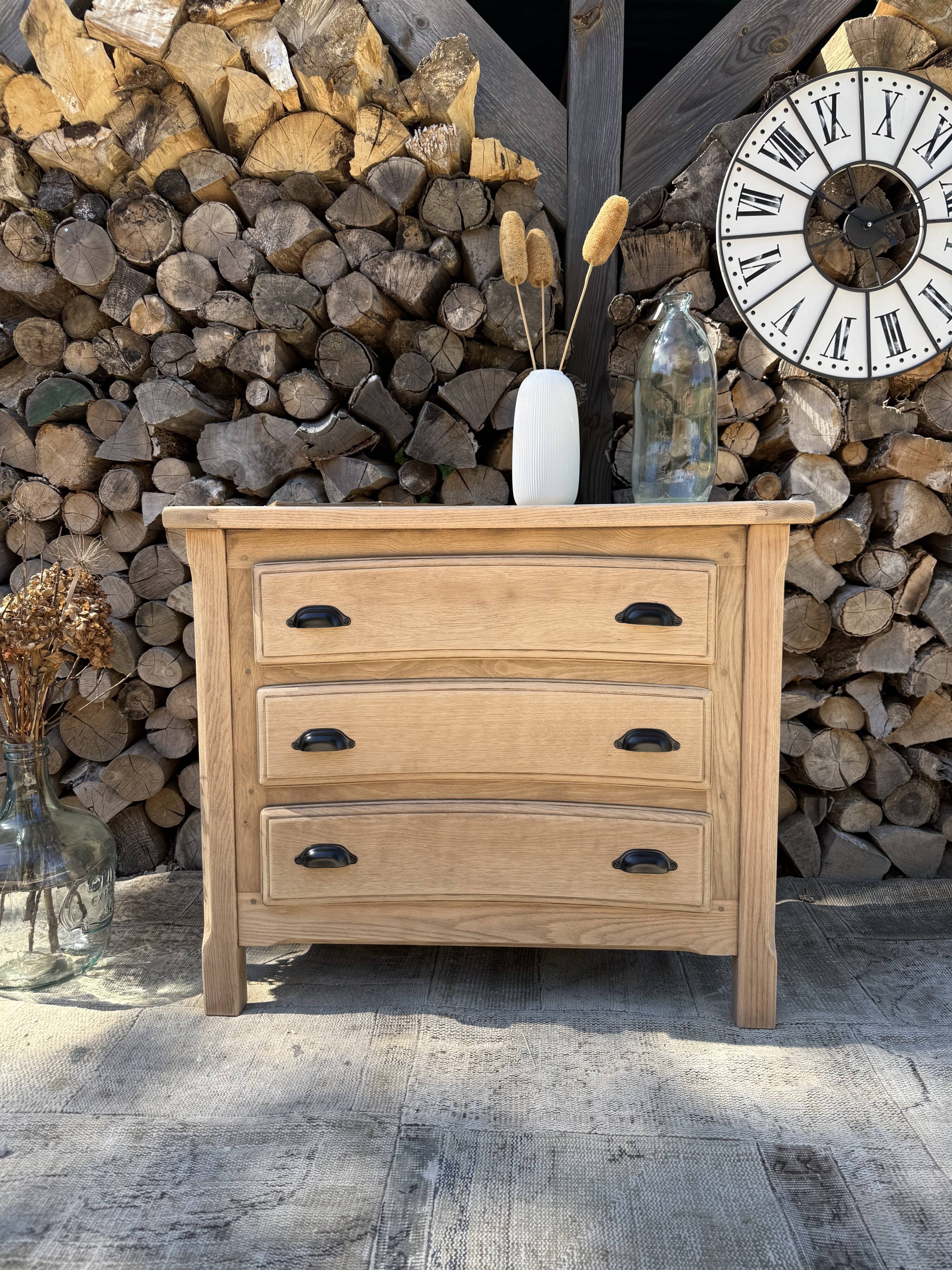 Commode chêne massif