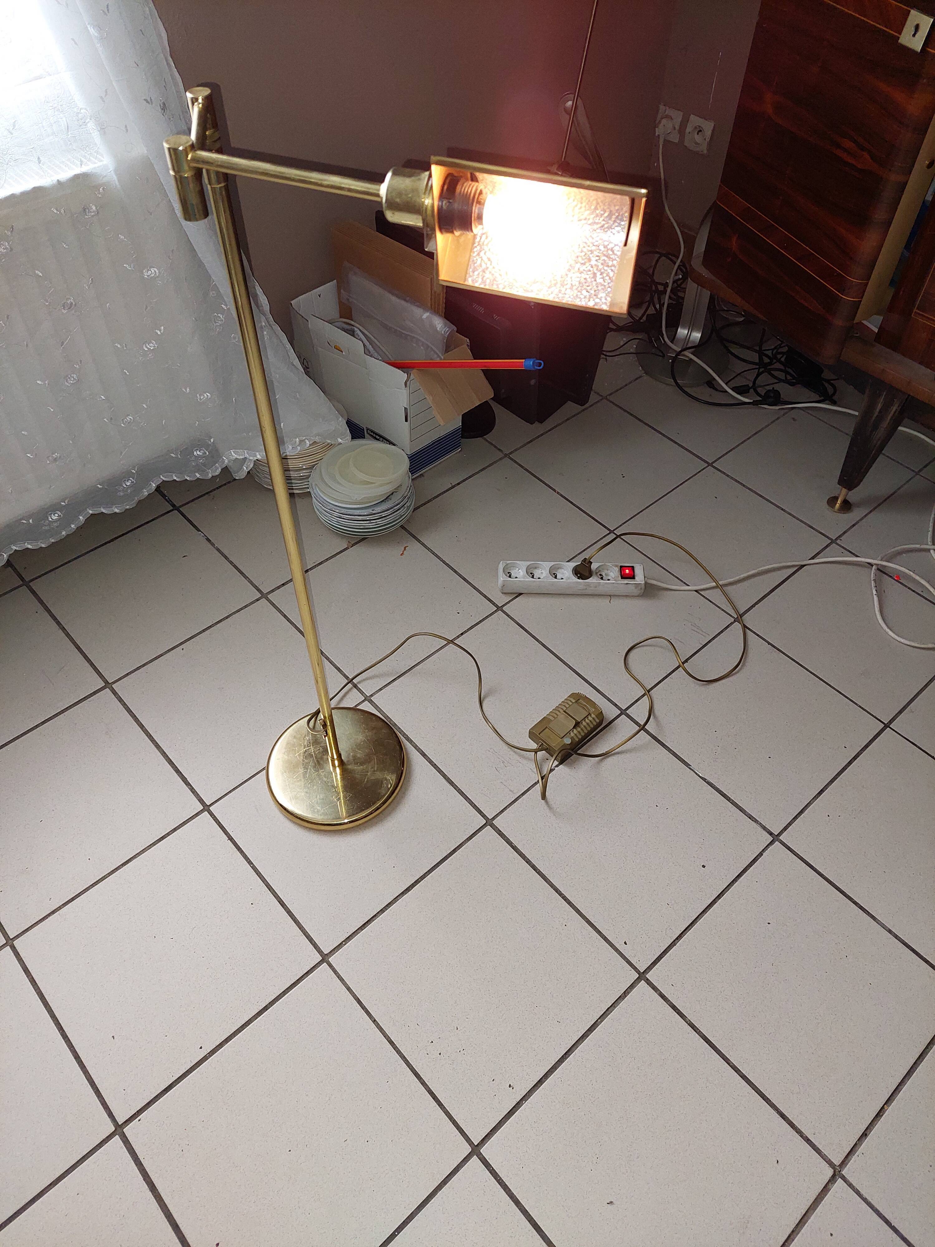 Vintage brass e-reader floor lamp