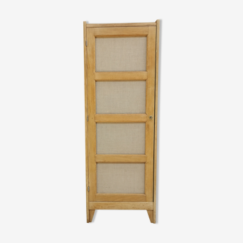 Armoire toile de jute