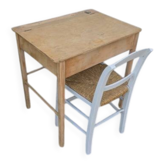 Bureau, pupitre et sa chaise
