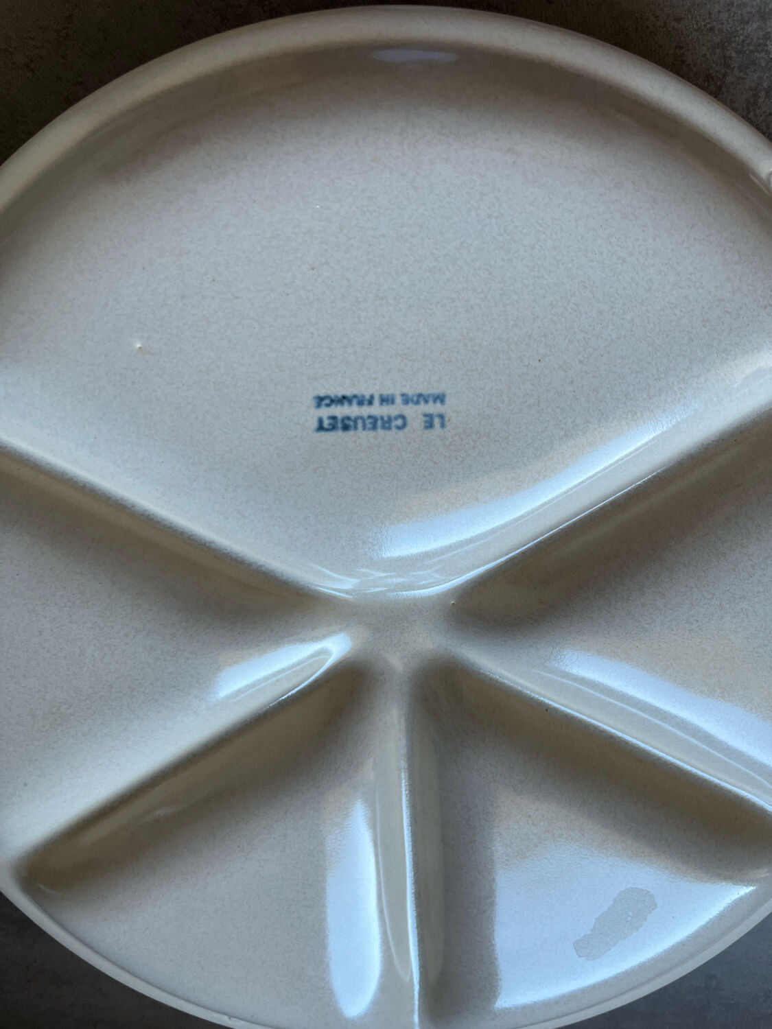 4 fondue plates compartmentalized le creuset