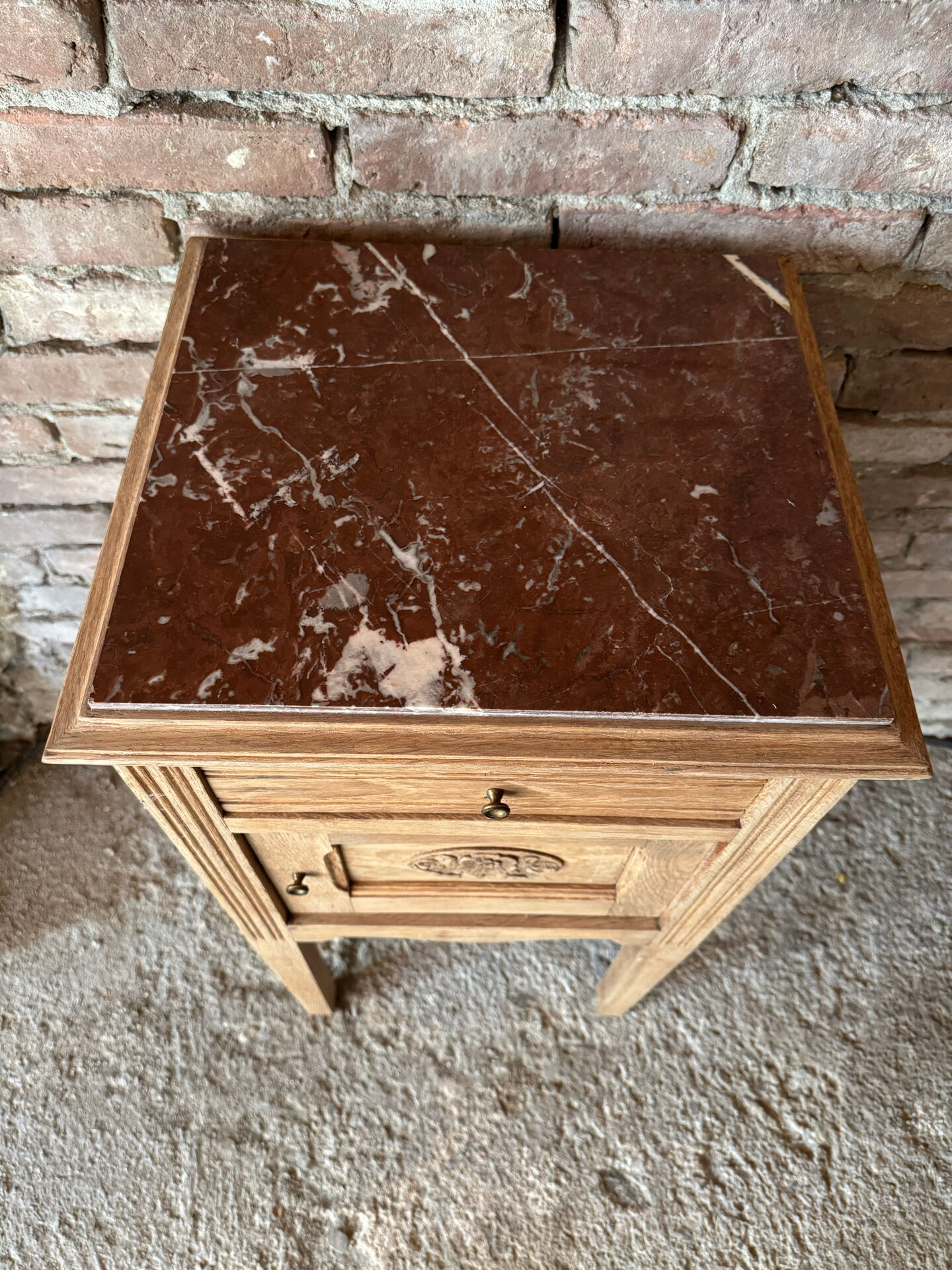 Bedside table/side table