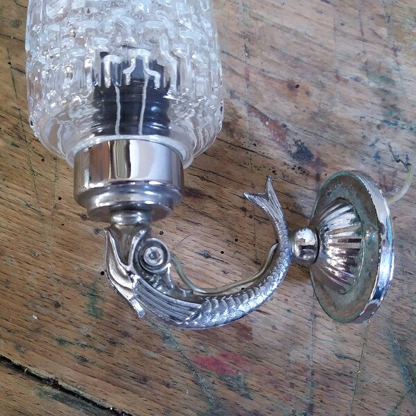 Chrome alloy wall lamp and tulip molded old vintage dp082105