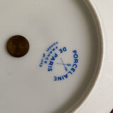 Serviteur présentoir en porcelaine de Paris