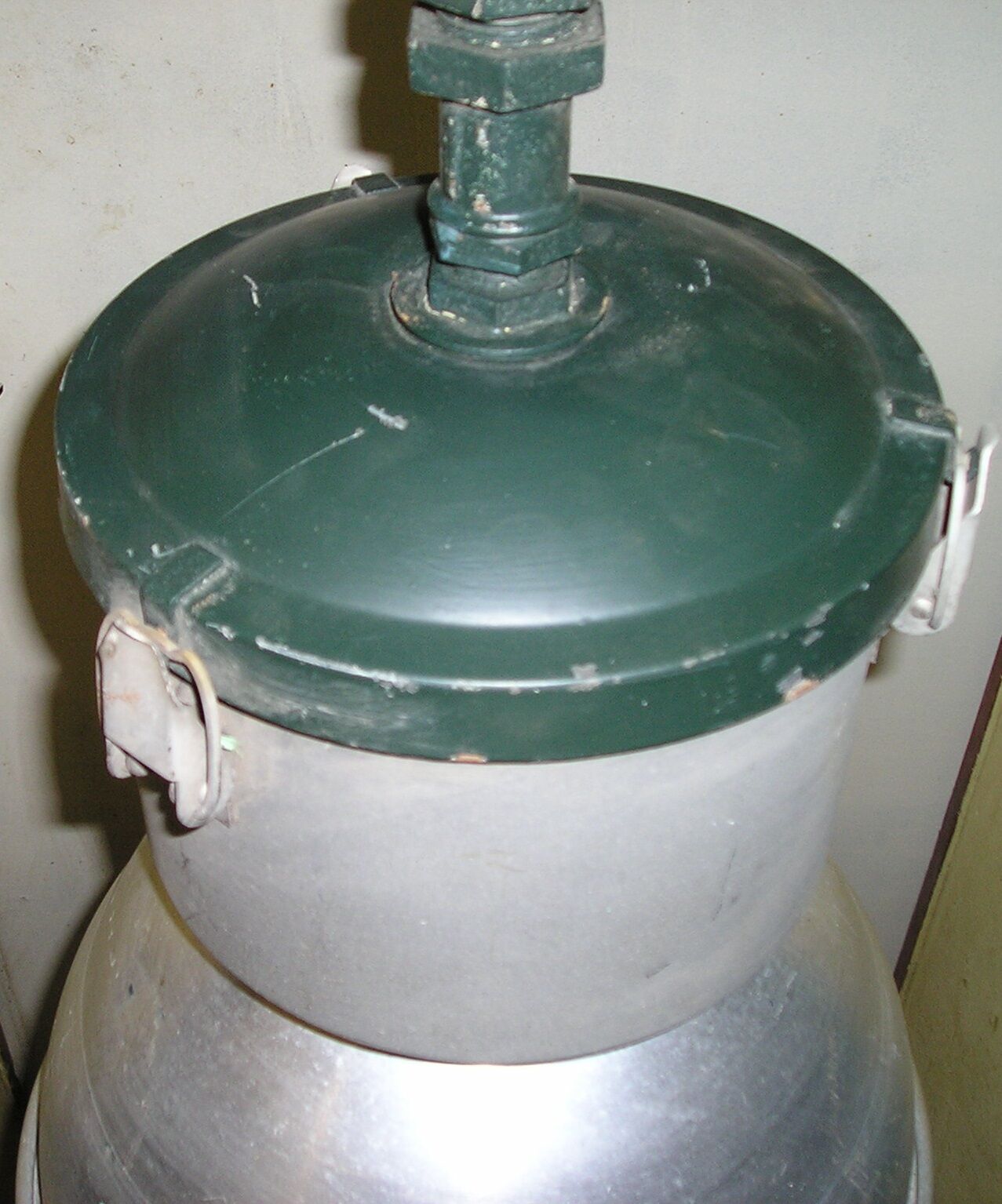 Industrial aluminum pendant light from the 60s/70s