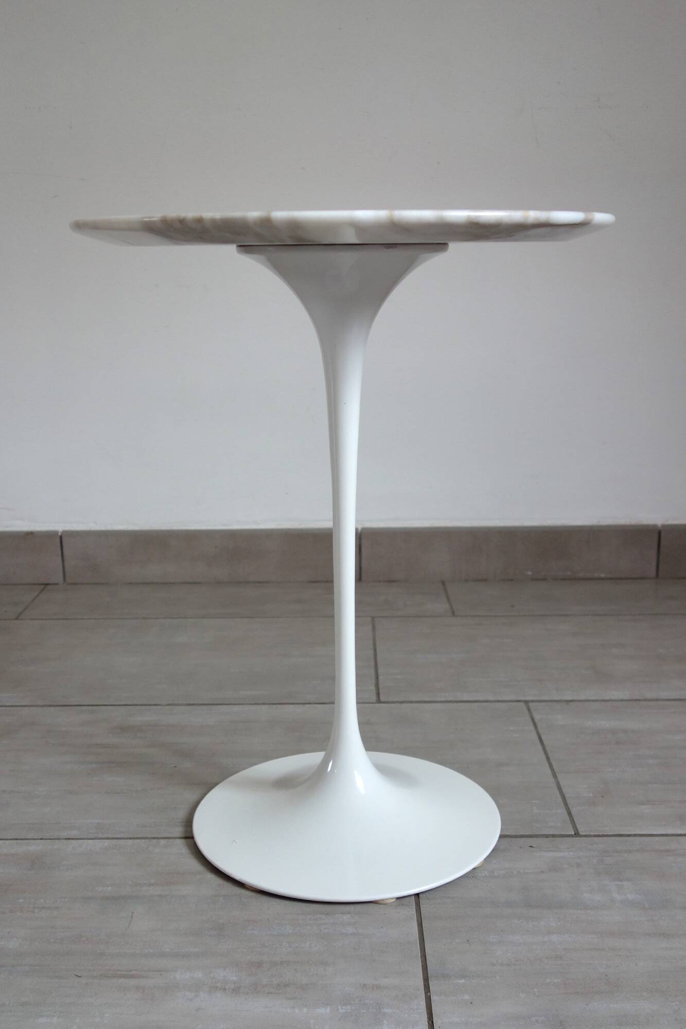 Tulip Side Table by Eero Saarinen for Knoll, 1970s