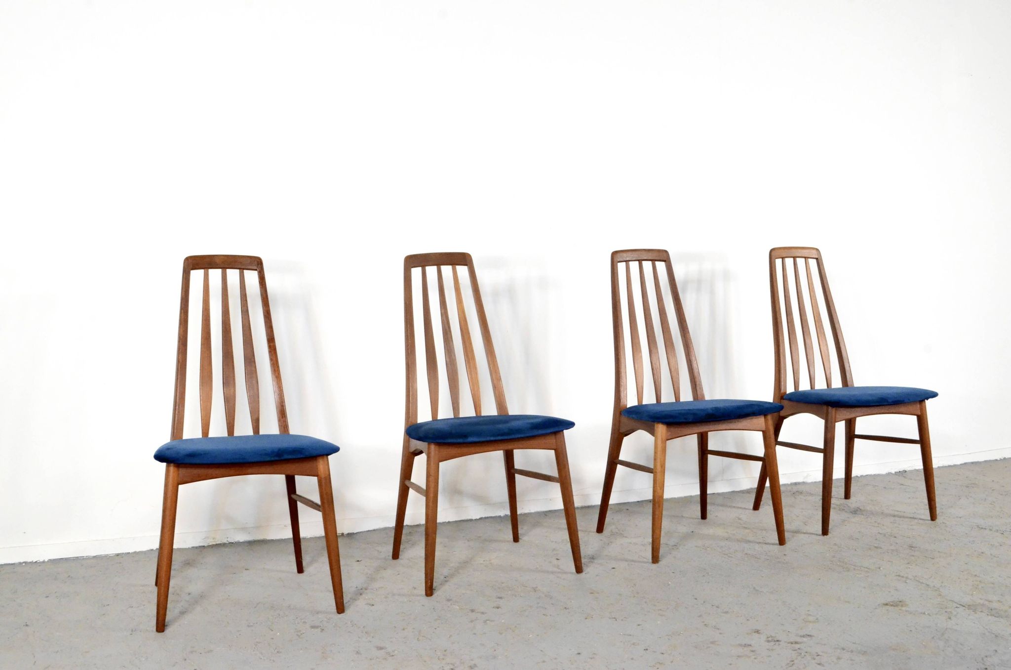 Page 1 sur 12 Chaises Eva Midcentury par Neils Koefoed du Danemark en teck e