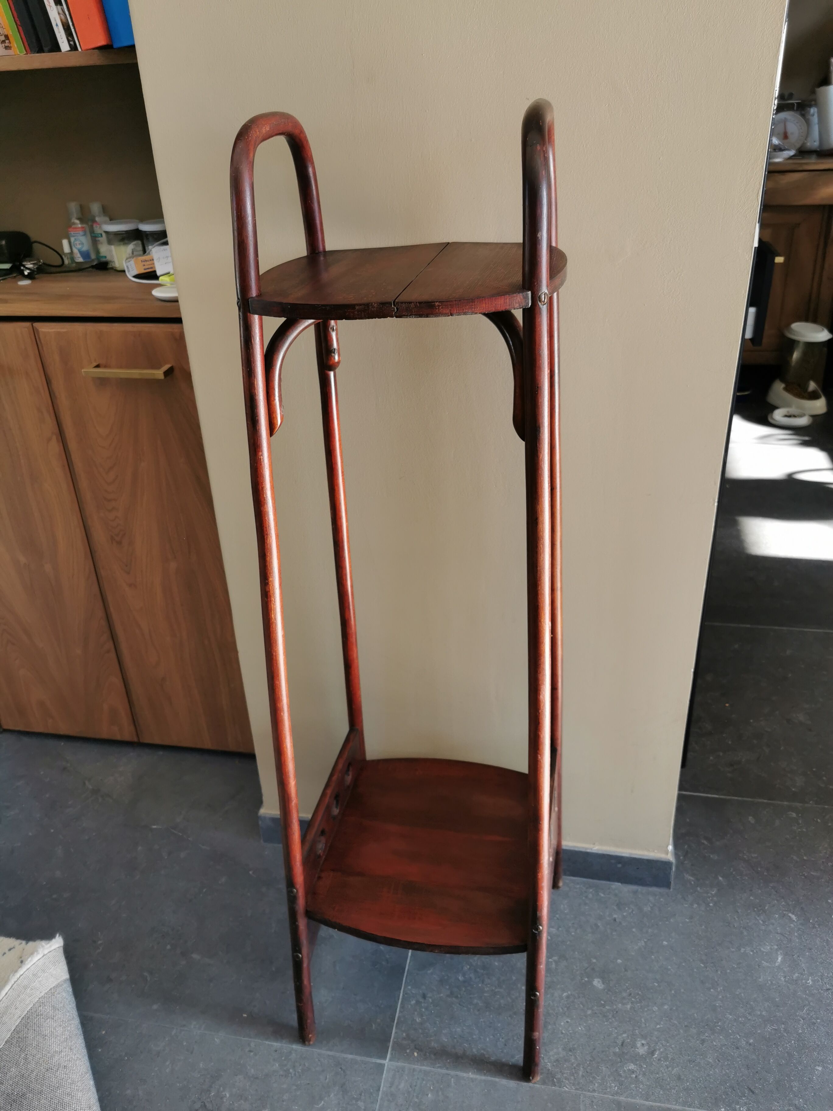 Art Nouveau selette Thonet