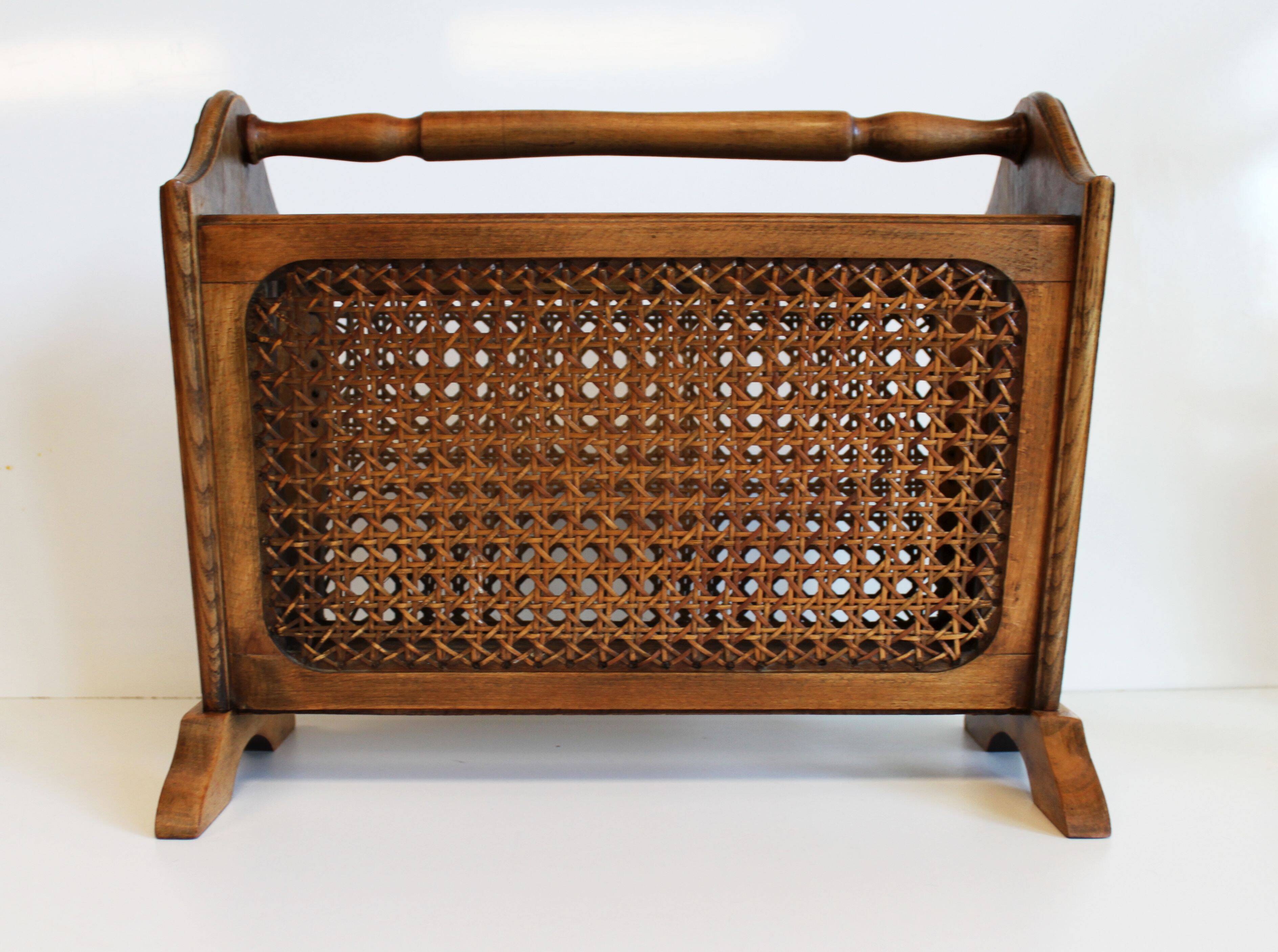 Vintage magazine rack in wood and caning, 50s