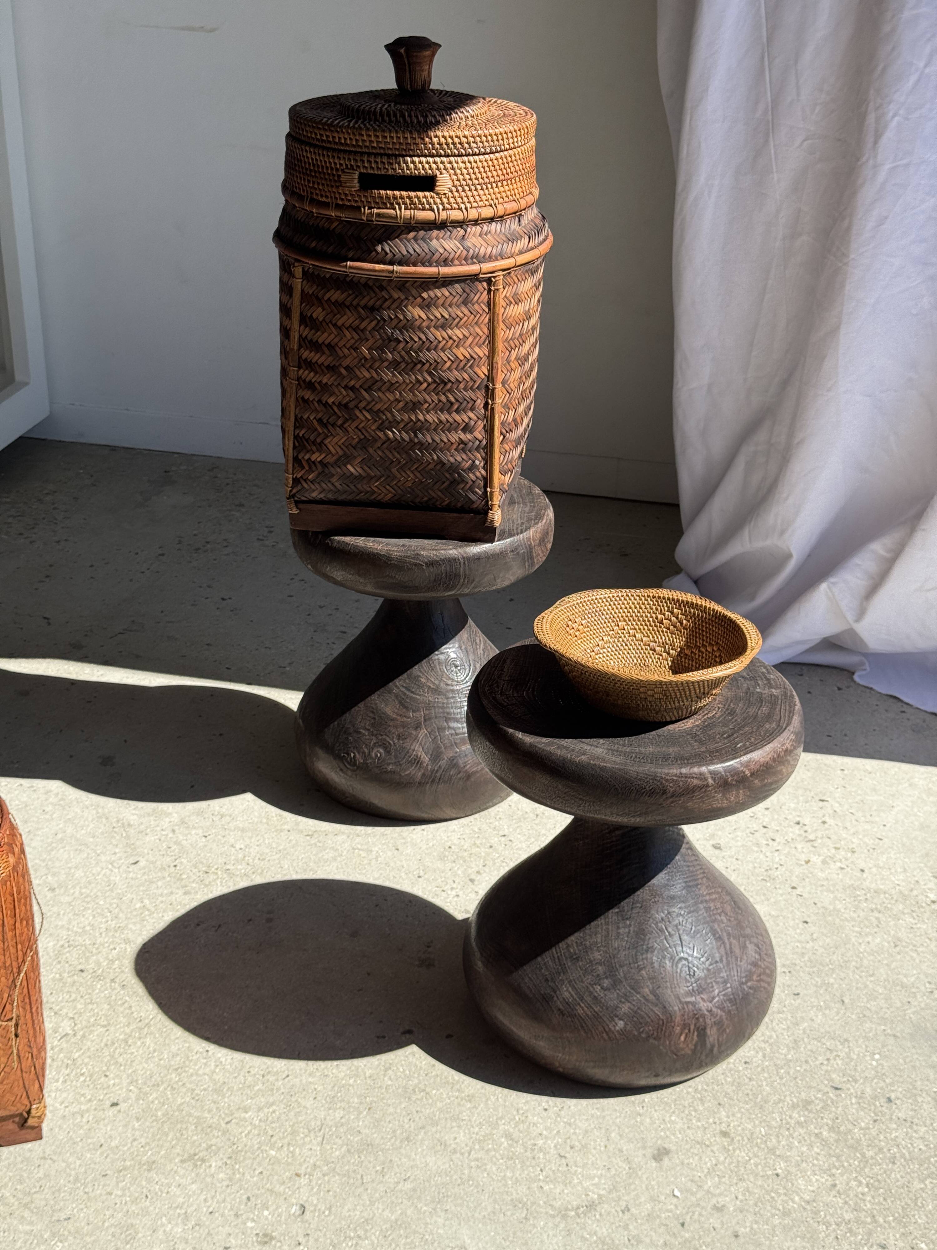 Pawn Brown - Stool, side table in the shape of a brown pawn.