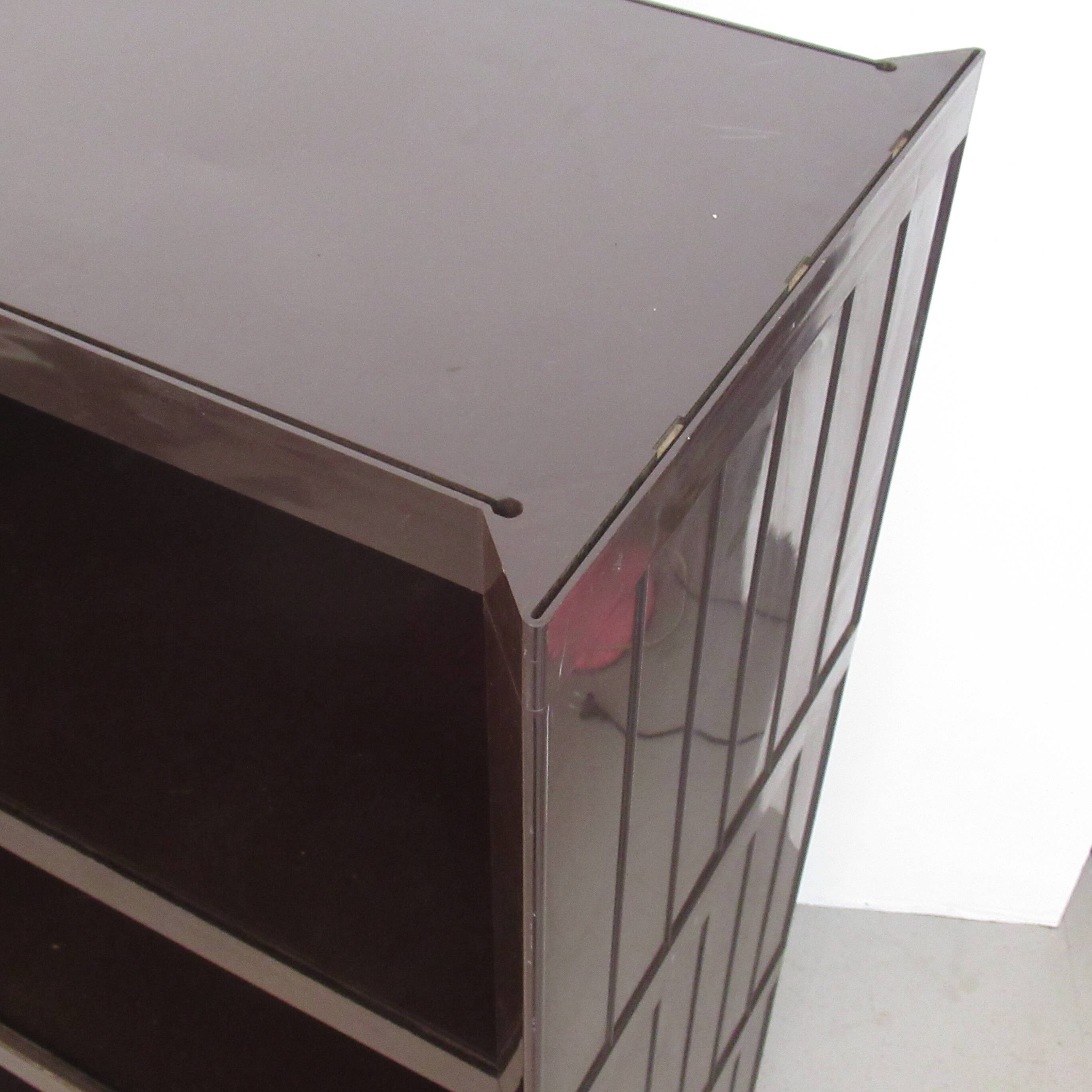 Multipla shelf by André Vandenbeuck Strässle from the 1970s.