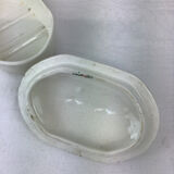 Anti-artisanal soap holder