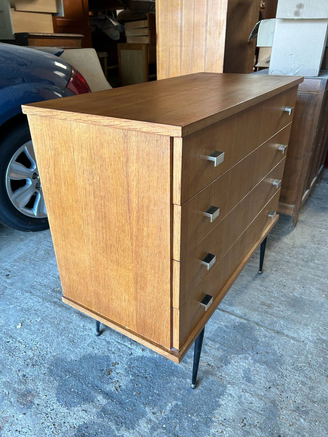 Vintage chest of drawers