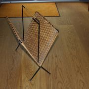 Vintage magazine rack in wrought iron and woven wicker 196