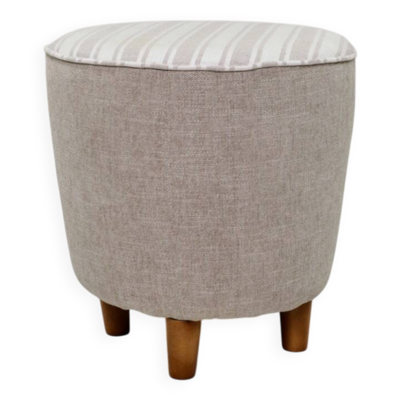 Pouf vintage avec des rayures, style ottoman, repose-pieds pour fauteuil.