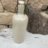 Bouteille en grès