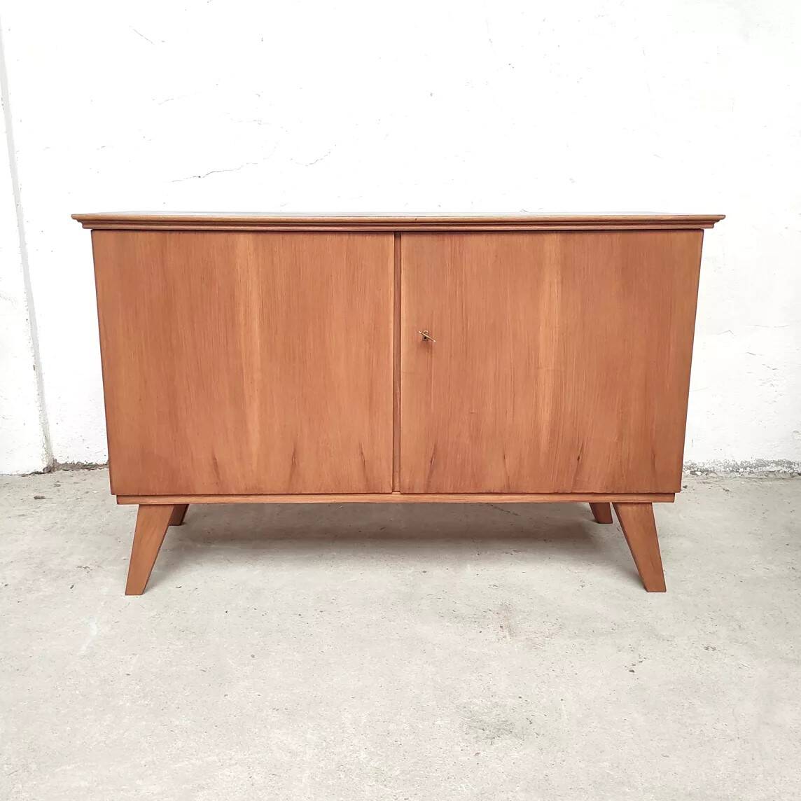 Compass feet sideboard, 1960
