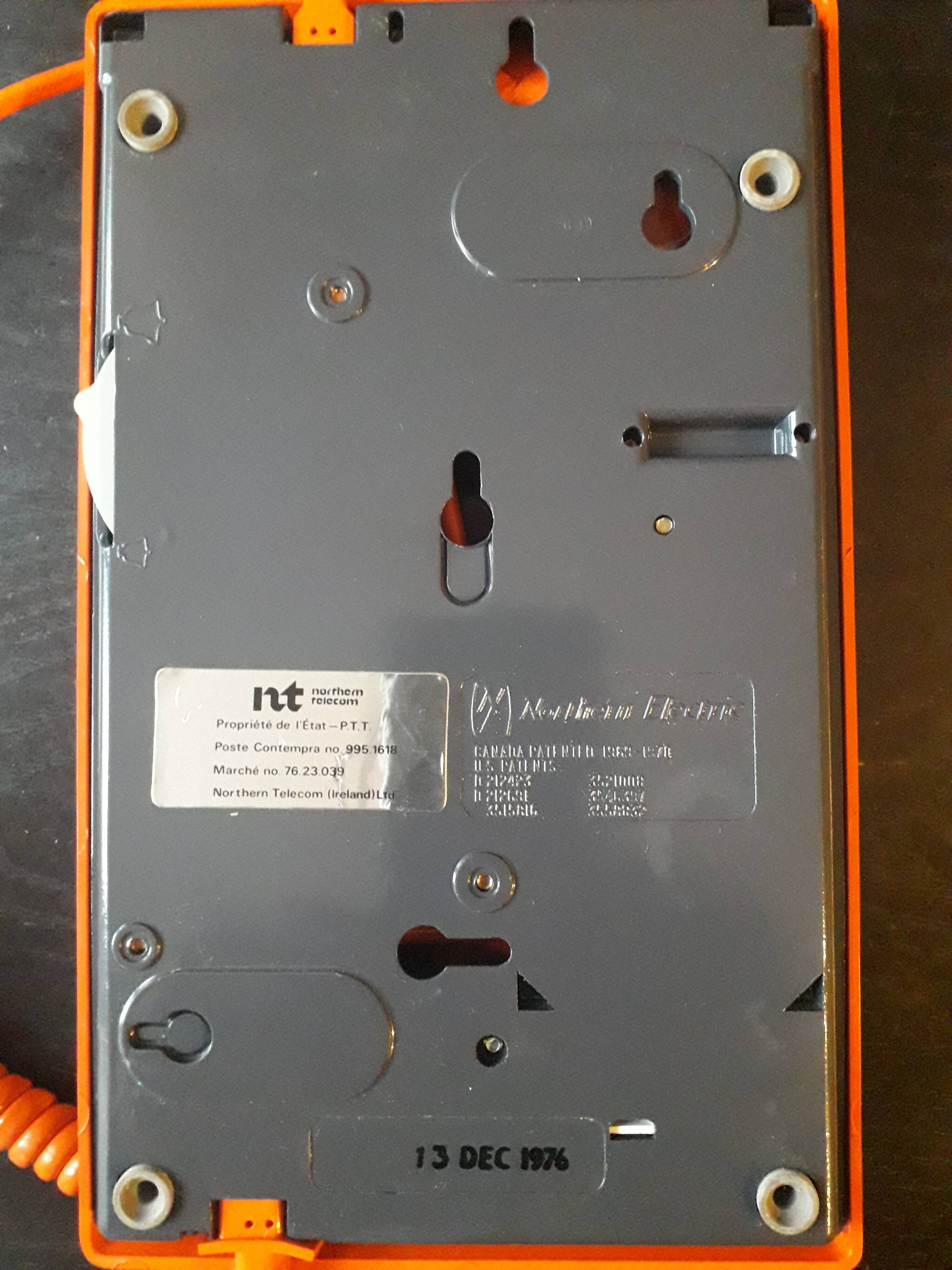 Orange phone Contempra vintage NEW with dial