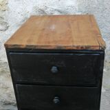 Meuble à tiroirs