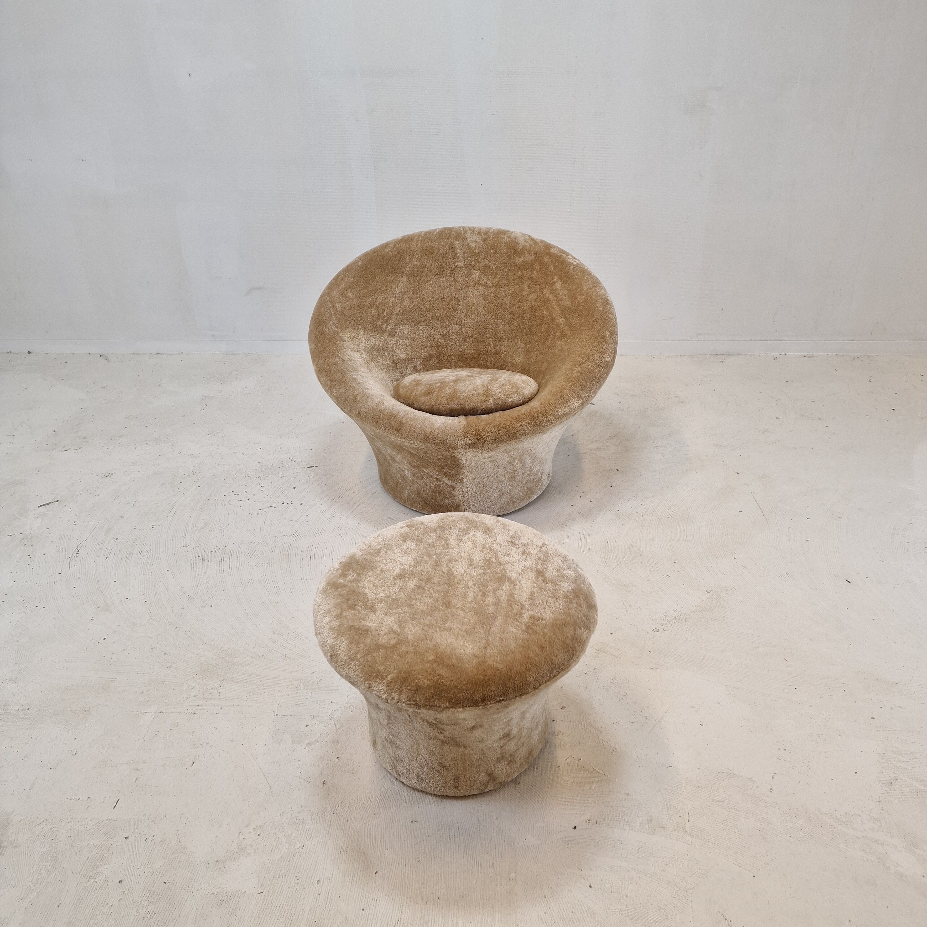 Mushroom Armchair and Ottoman by Pierre Paulin for Artifort, 1960's