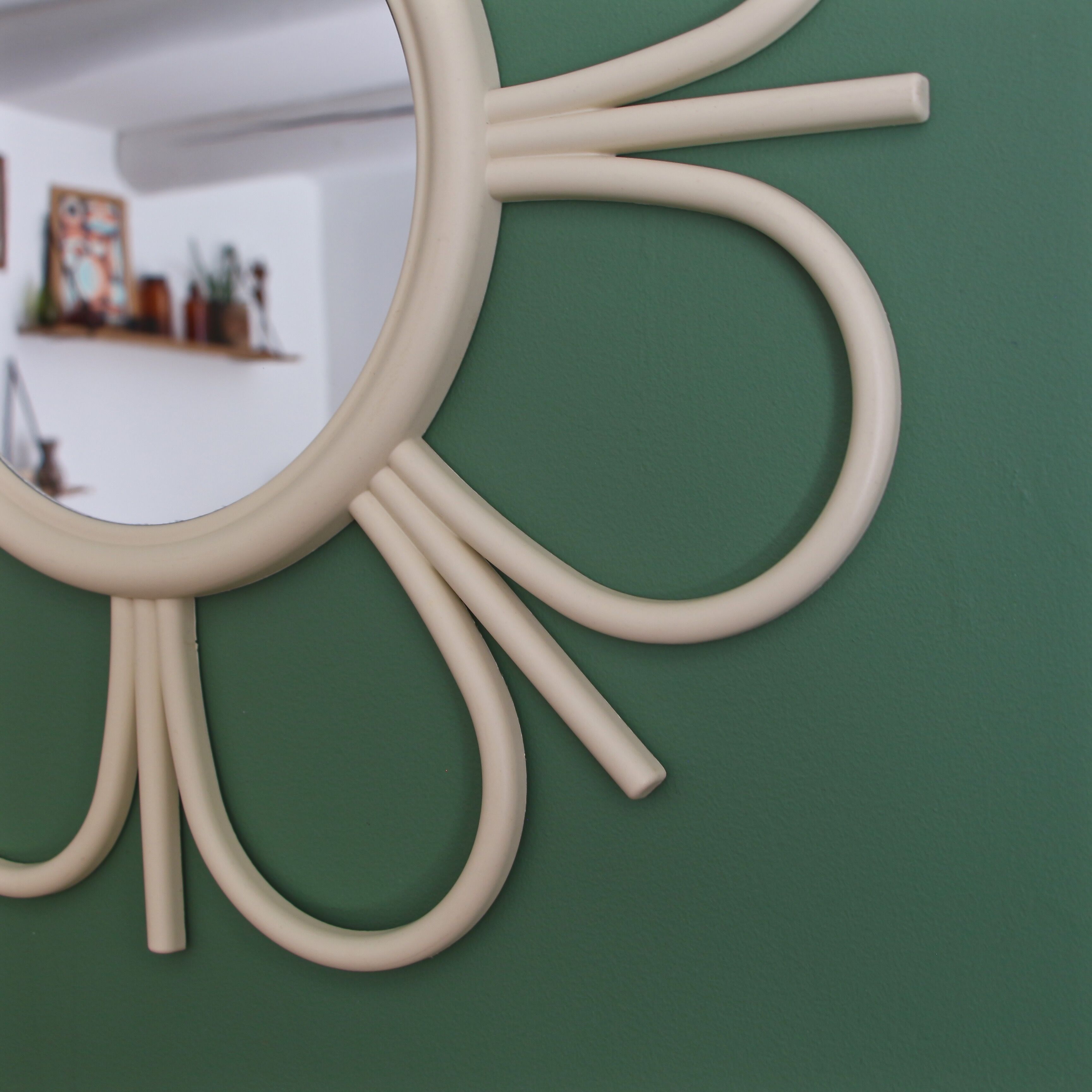 Plastic flower mirror