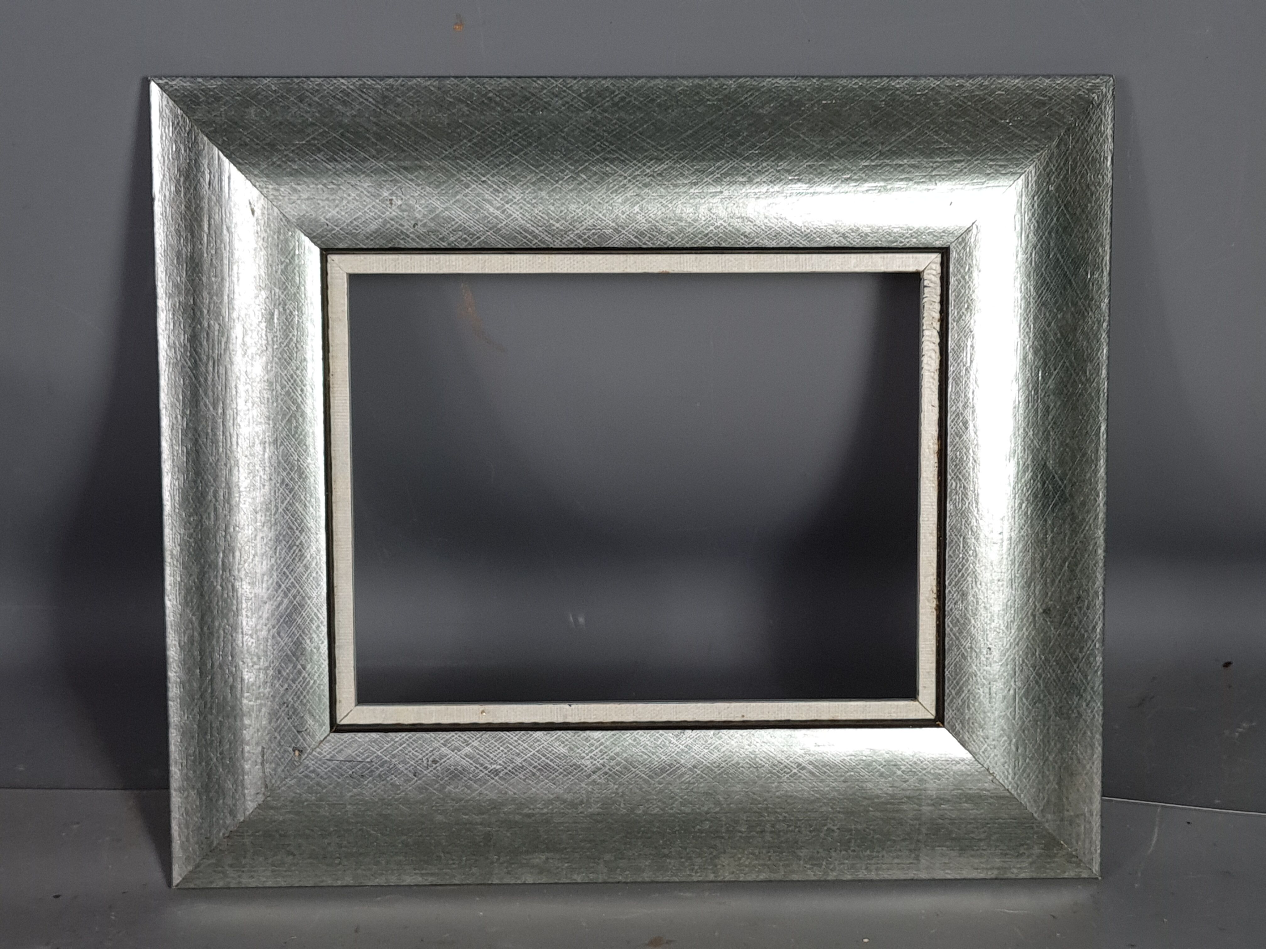 Frame wood lacquer silver 28,5x24,5 foliage 18,6x14,6 cm used