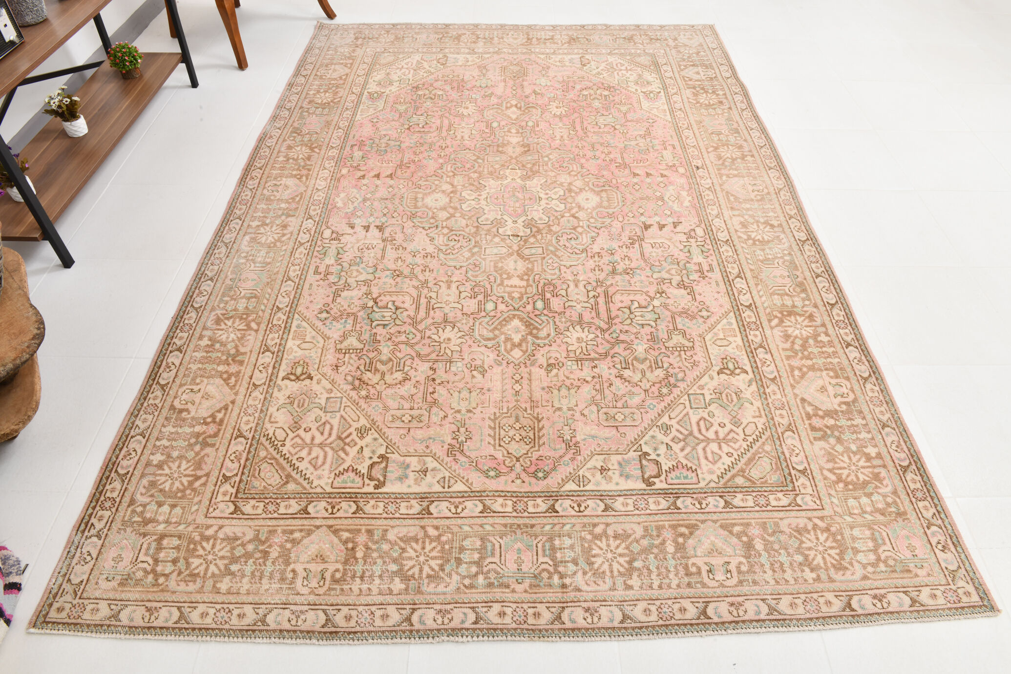 6x9 dusty pink wool persian rug 287x192cm
