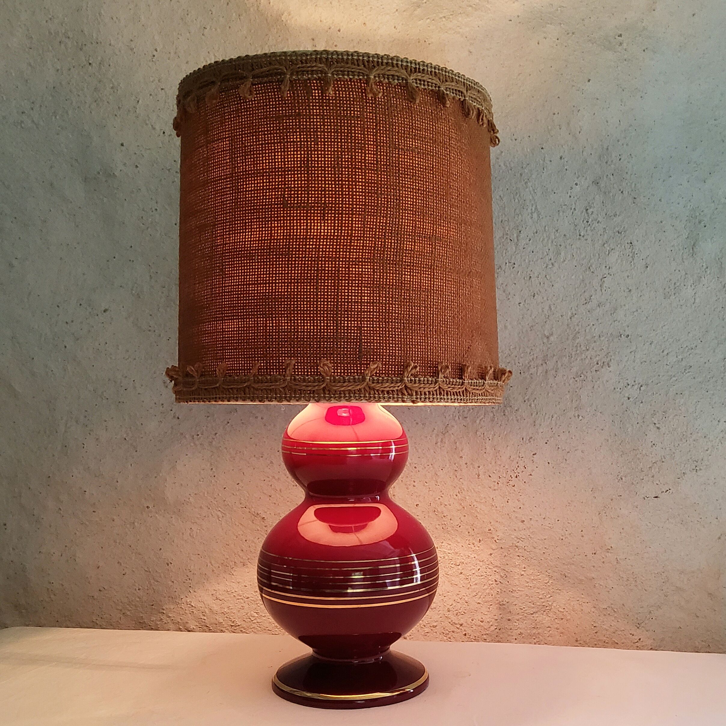Glazed ceramic lamp