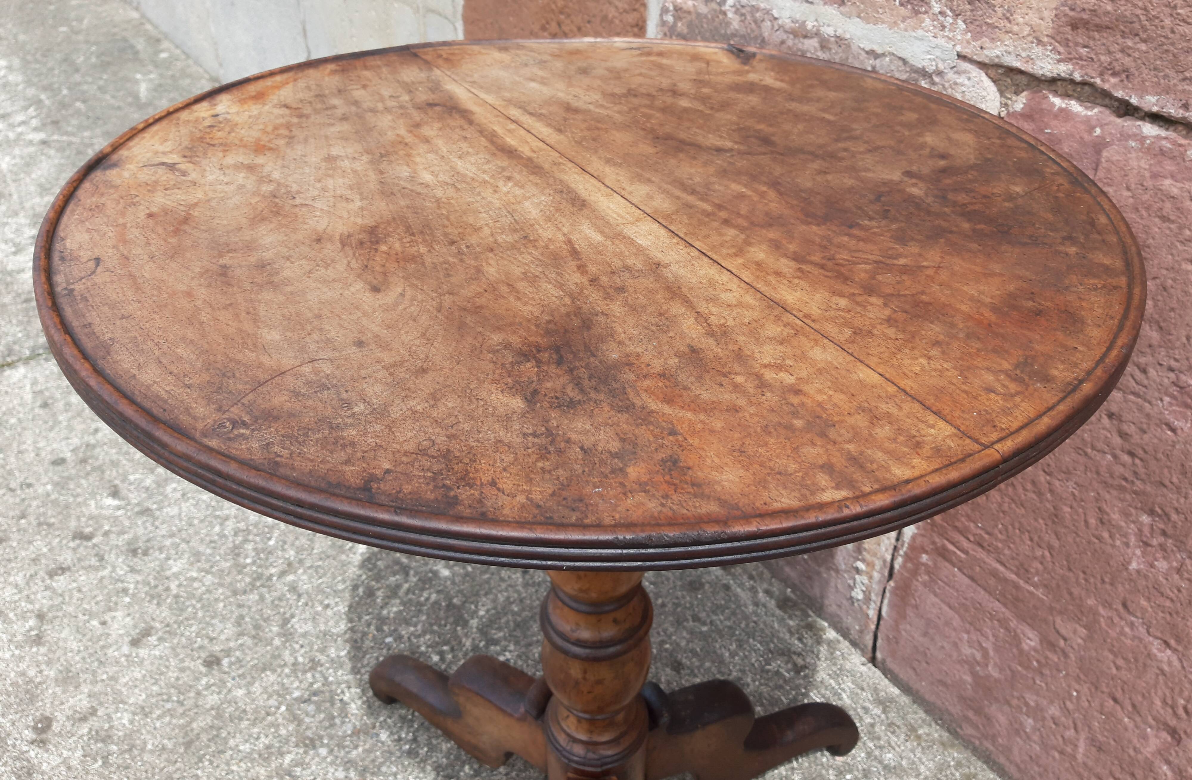 Tripod gueridon or Louis Philippe side table, cabaret top.