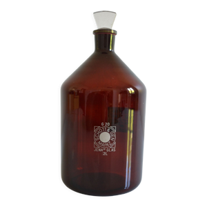 Bouteille vintage de laboratoire
