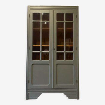 Armoire vitrée