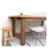 Farm table