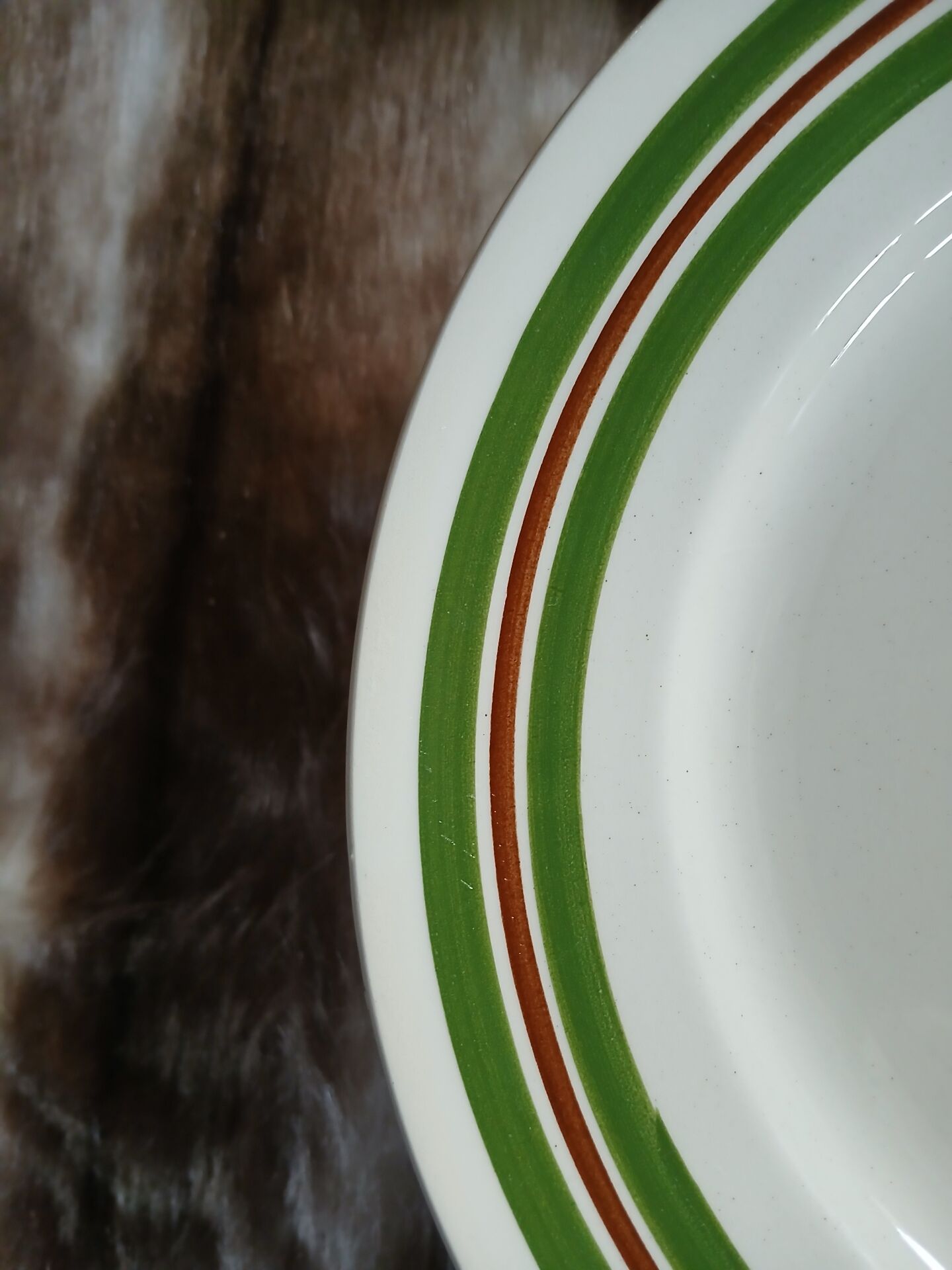 7 antique flat plates Moulin des Loups
