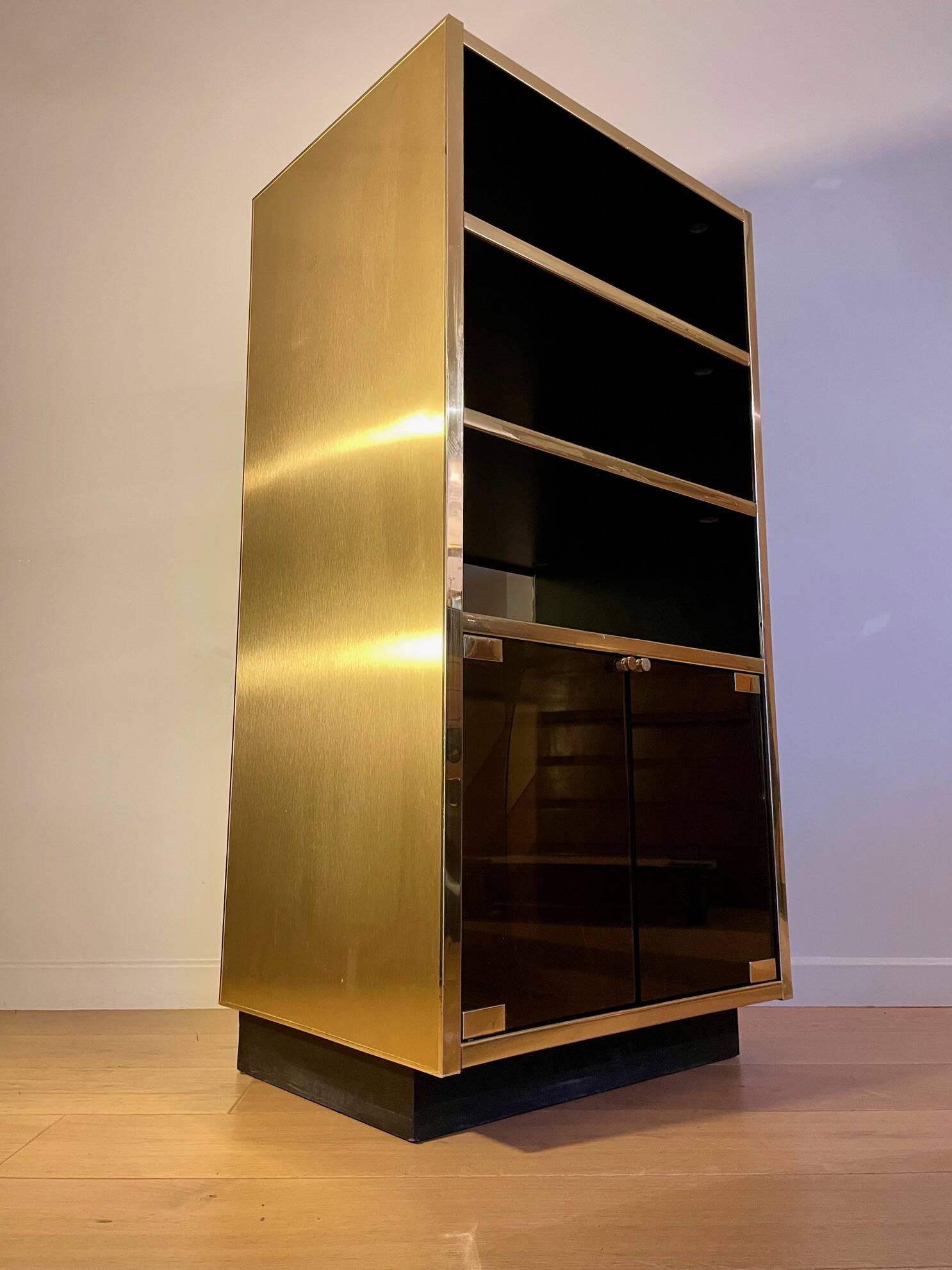 Hi-Fi furniture/Plexi and gold vinyls
